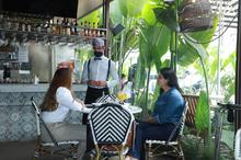 Disfrutar con la familia y amigos tambi&eacute;n dinamiza la econom&iacute;a cale&ntilde;a