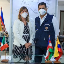 Embajadora de Irlanda visita Cali para conocer el avance de los di&aacute;logos