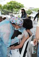 M&aacute;s de medio mill&oacute;n de personas se han puesto su primera dosis de amor y protecci&oacute;n contra la covid-19