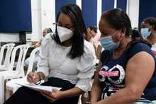 En el oriente de Cali, Ministra de Cultura accedi&oacute; a primera dosis de la vacuna contra el covid&ndash;19