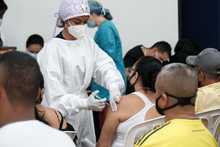 En el oriente de Cali, Ministra de Cultura accedi&oacute; a primera dosis de la vacuna contra el covid&ndash;19