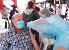 La vacunaci&oacute;n por la vida se tom&oacute; las plazas de mercado de Cali