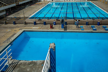 Las piscinas Hernando Botero O&rsquo;byrne se renuevan con plataformas modernas