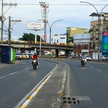 Alcald&iacute;a de Cali realiz&oacute; recorrido en el sector La Luna para revisar afectaciones en el comercio