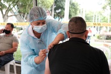 En Cali, el 50% de pacientes covid-19 en UCI estaban priorizados para vacunarse