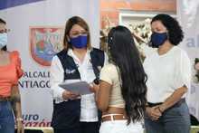 52 j&oacute;venes del oriente de Cali recibieron certificaci&oacute;n en formaci&oacute;n TIC