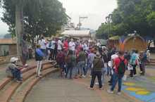 Vinculan a 100 j&oacute;venes de los puntos de resistencia para labores de infraestructura