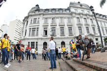  &lsquo;City Tour&rsquo; por Cali en su cumplea&ntilde;os 485