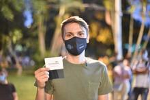 Los j&oacute;venes en Cali dan ejemplo en las jornadas de vacunaci&oacute;n contra covid-19