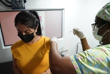 Estrategias para lograr inmunidad de reba&ntilde;o contra Covid