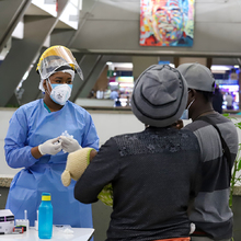 Alcald&iacute;a de Cali trabaja con  delegaci&oacute;n de la Embajada de Hait&iacute; para mejorar condiciones de sus compatriotas a su paso por nuestra ciudad
