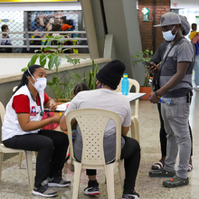 Alcald&iacute;a de Cali trabaja con  delegaci&oacute;n de la Embajada de Hait&iacute; para mejorar condiciones de sus compatriotas a su paso por nuestra ciudad