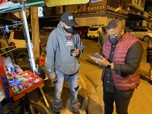 De d&iacute;a y de noche, Alcald&iacute;a de Cali busca a vendedores informales para ser registrados