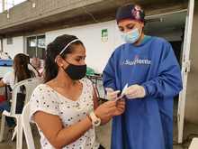J&oacute;venes de 15 a 25 a&ntilde;os podr&aacute;n vacunarse contra el covid-19 en campus universitarios