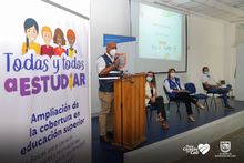 Redes de maestros trabajan en la consolidaci&oacute;n de un Distrito educador