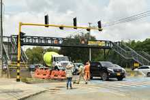 Estudian alternativas para soluci&oacute;n peatonal en la v&iacute;a Cali &ndash; Jamund&iacute;