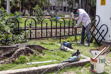 Instalación de 550 metros lineales de rejas en el Bulevar del Río
