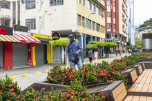 Instalación de 550 metros lineales de rejas en el Bulevar del Río