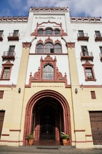 &iexcl;Turistas conocer&aacute;n a Cali con un recorrido lleno de salsa y baile multicolor!