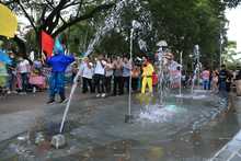 Cale&ntilde;os vivieron una fiesta de talento juvenil en el Bazar de la Dignidad 