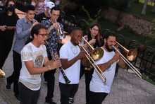 Cale&ntilde;os vivieron una fiesta de talento juvenil en el Bazar de la Dignidad 