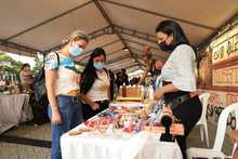 Cale&ntilde;os vivieron una fiesta de talento juvenil en el Bazar de la Dignidad 