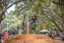 &iexcl;Adrenalina pura! El BMX Dirt Jump se tom&oacute; el parque de El Ingenio  