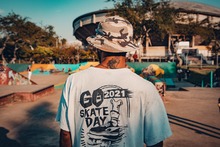 Go Skateboarding Day 01