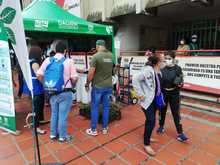 Obsequiando plantas a los cale&ntilde;os, ense&ntilde;amos a cuidar nuestro Ecosistema