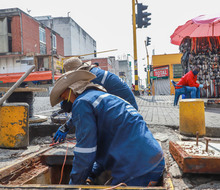 reparaci&oacute;n e instalaci&oacute;n de sem&aacute;foros 