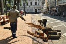 Dagma sigue trabajos para recuperar el verde de la Plaza de Cayzedo