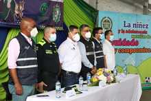 Administraci&oacute;n Distrital y Polic&iacute;a lanzaron la estrategia Plan padrino: Entornos educativos seguros 