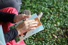 Conozca la ingeniosa forma con la que la Administraci&oacute;n Distrital realiza el avistamiento de aves para poblaci&oacute;n con discapacidad