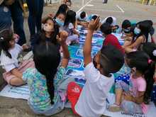 Jugando se aprende con Cari&ntilde;o a la Calle