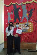  Premio a &ldquo;El eterno cant&eacute;&rdquo;: aplausos para el alumno y la maestra