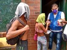 Cali presenta estrategia para la atenci&oacute;n de los habitantes de y en calle durante la pandemia