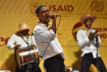 Festival Petronio &Aacute;lvarez recibe galard&oacute;n como ejemplo en el fomento de la cultura afro