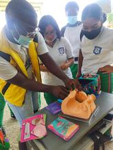 Condonat&oacute;n para prevenir embarazos y educar a j&oacute;venes en salud sexual