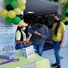 Condonat&oacute;n para prevenir embarazos y educar a j&oacute;venes en salud sexual