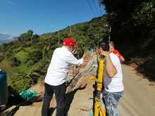 Avanza la construcci&oacute;n de pozos de contenci&oacute;n en la v&iacute;a a El Saladito 