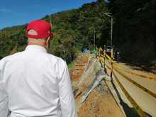 Avanza la construcci&oacute;n de pozos de contenci&oacute;n en la v&iacute;a a El Saladito 