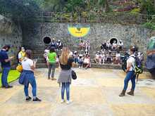 EMRU lidera caminatas ecol&oacute;gicas dirigidas a j&oacute;venes que viven en las zonas que tendr&aacute;n renovaci&oacute;n urbana