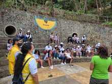 EMRU lidera caminatas ecol&oacute;gicas dirigidas a j&oacute;venes que viven en las zonas que tendr&aacute;n renovaci&oacute;n urbana