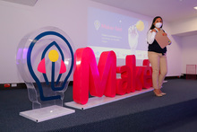 Estudiantes cale&ntilde;os desarrollan soluciones innovadoras para transformar sus entornos escolares