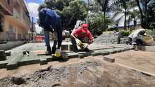 J&oacute;venes en Cali adec&uacute;an v&iacute;as y espacio p&uacute;blico por medio de Infraestructura Distrital