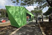 Se instal&oacute; la primera estaci&oacute;n de parada del MIO, en el tramo 2 de la Troncal Oriental