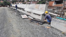 Habitantes de la comuna 18 resaltan el avance de la avenida Circunvalaci&oacute;n