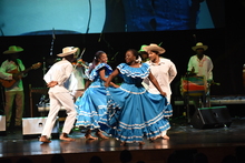 Petronio &Aacute;lvarez vuelve al Teatro Mayor Julio Mario Santo Domingo, con los ganadores del concurso musical 2019