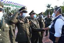 &ldquo;Queremos expresar gratitud a los polic&iacute;as y a sus familias&rdquo;: alcalde Ospina