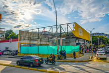 Alcaldía de Cali adelanta cerramientos en predios abandonados que generan inseguridad